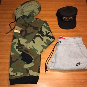 Cotton On Men’s Fleece Pullover Hoodie